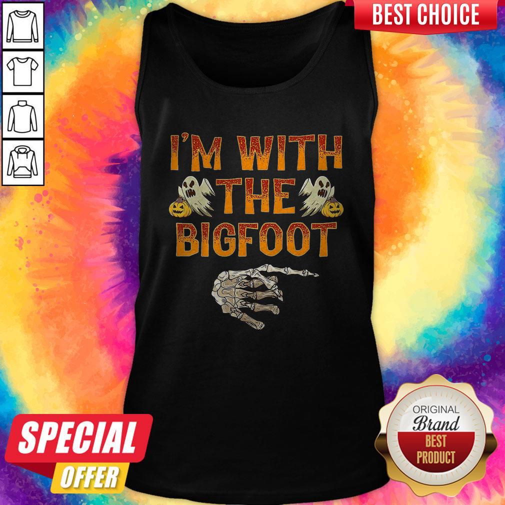 Top I’m With The Bigfoot Halloween Shirt