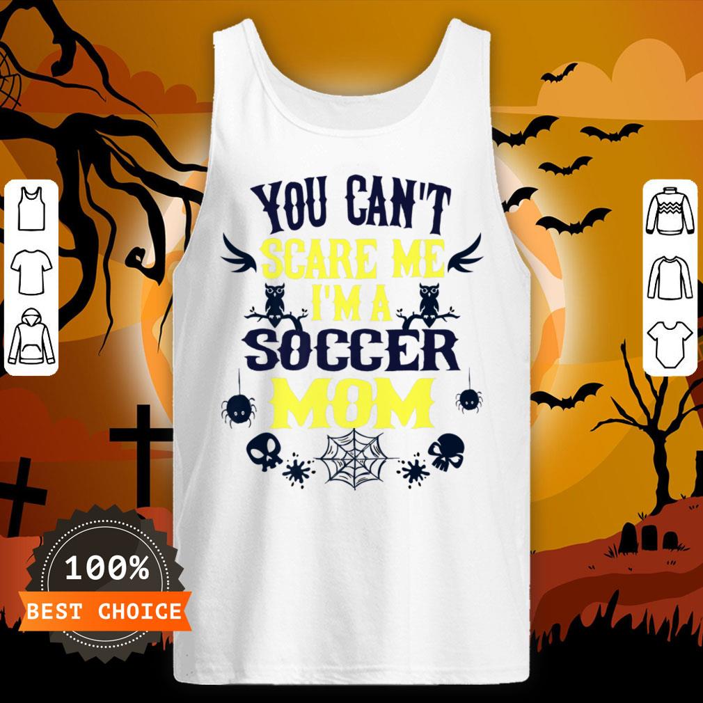 You Can'T Scare Me I'M A Soccer Mom Halloween Premium T-Shirt