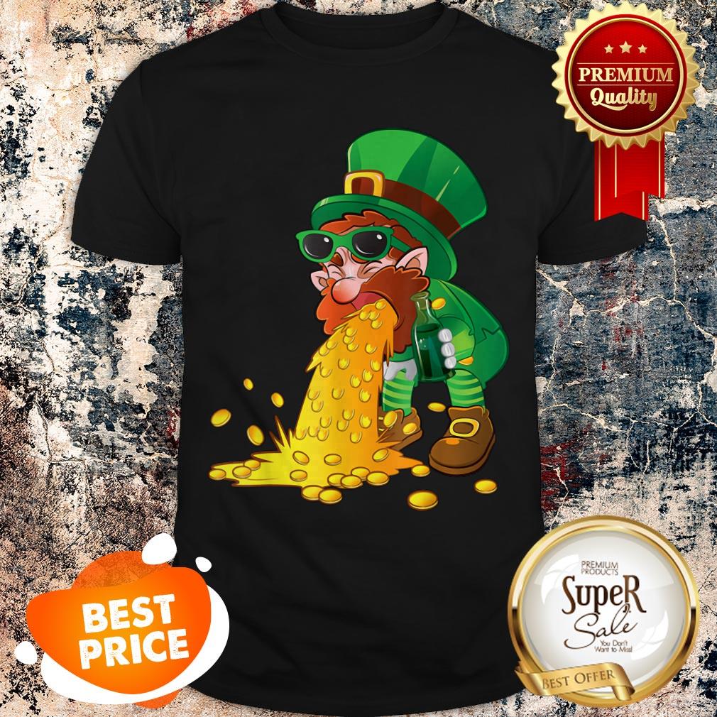 Nice St Patricks Day Puking Leprechaun Gold Coin Green Beer Shirt