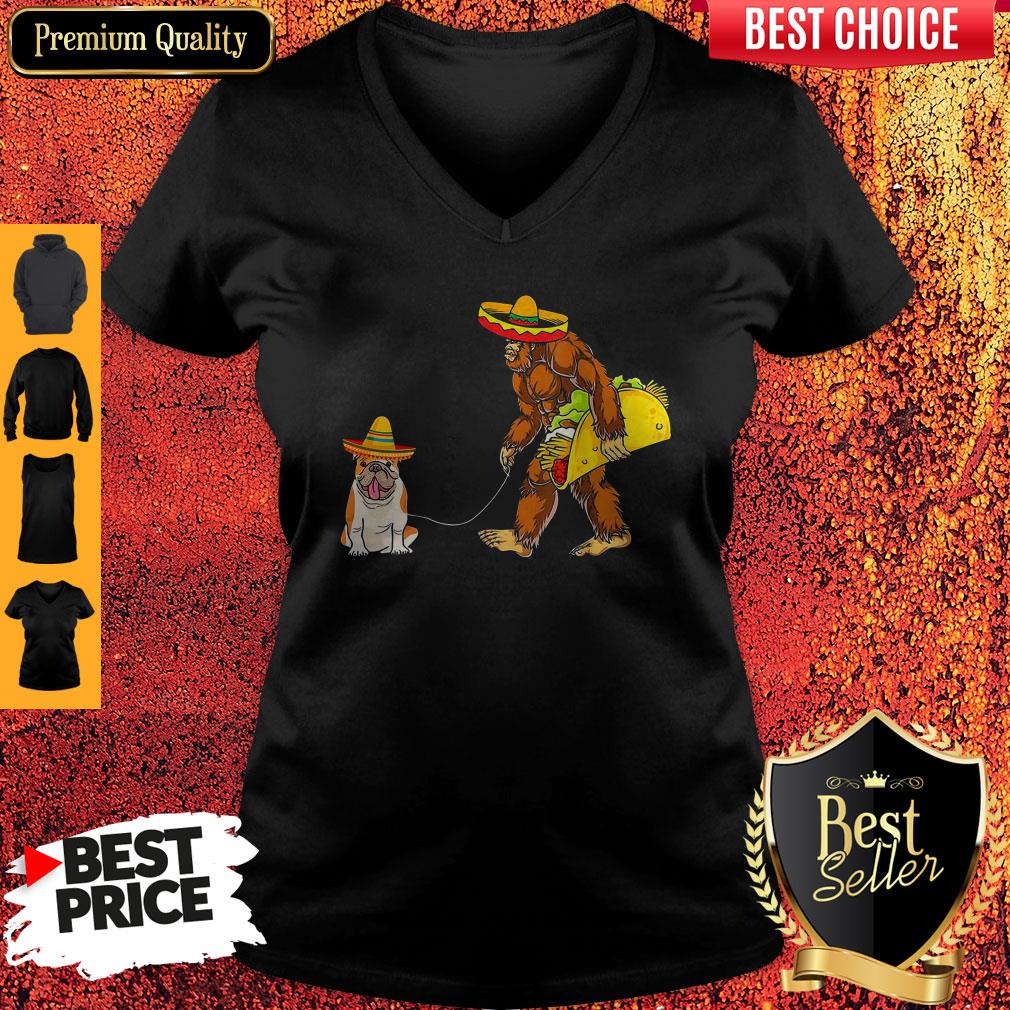 Bigfoot Sasquatch Walking Pitbull Dog Shirt