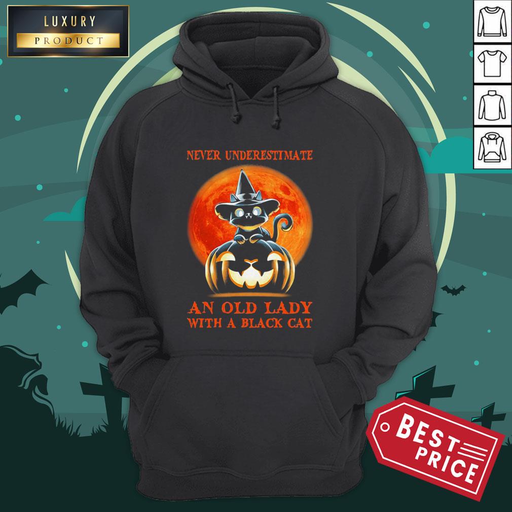 Never Underestimate An Old Lady With A Black Cat Pumpkin Sunset Halloween Shirt