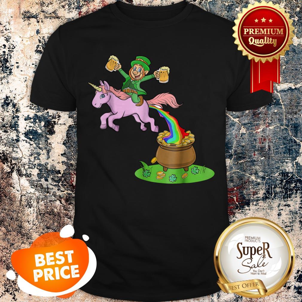 Nice Leprechaun Riding A Unicorn – Funny St Patricks Day Shirt
