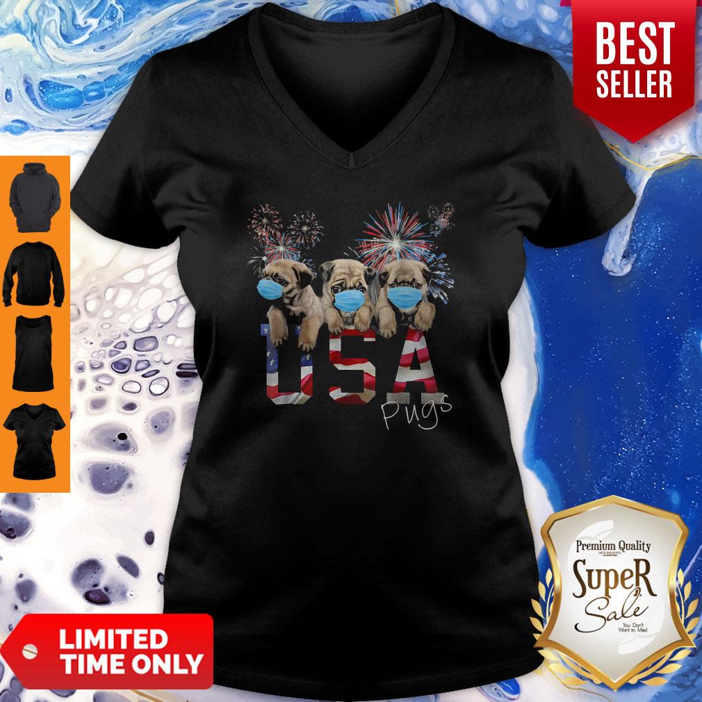 Pugs Wear Mask Usa Flag Firework Independence Day T-Shirt