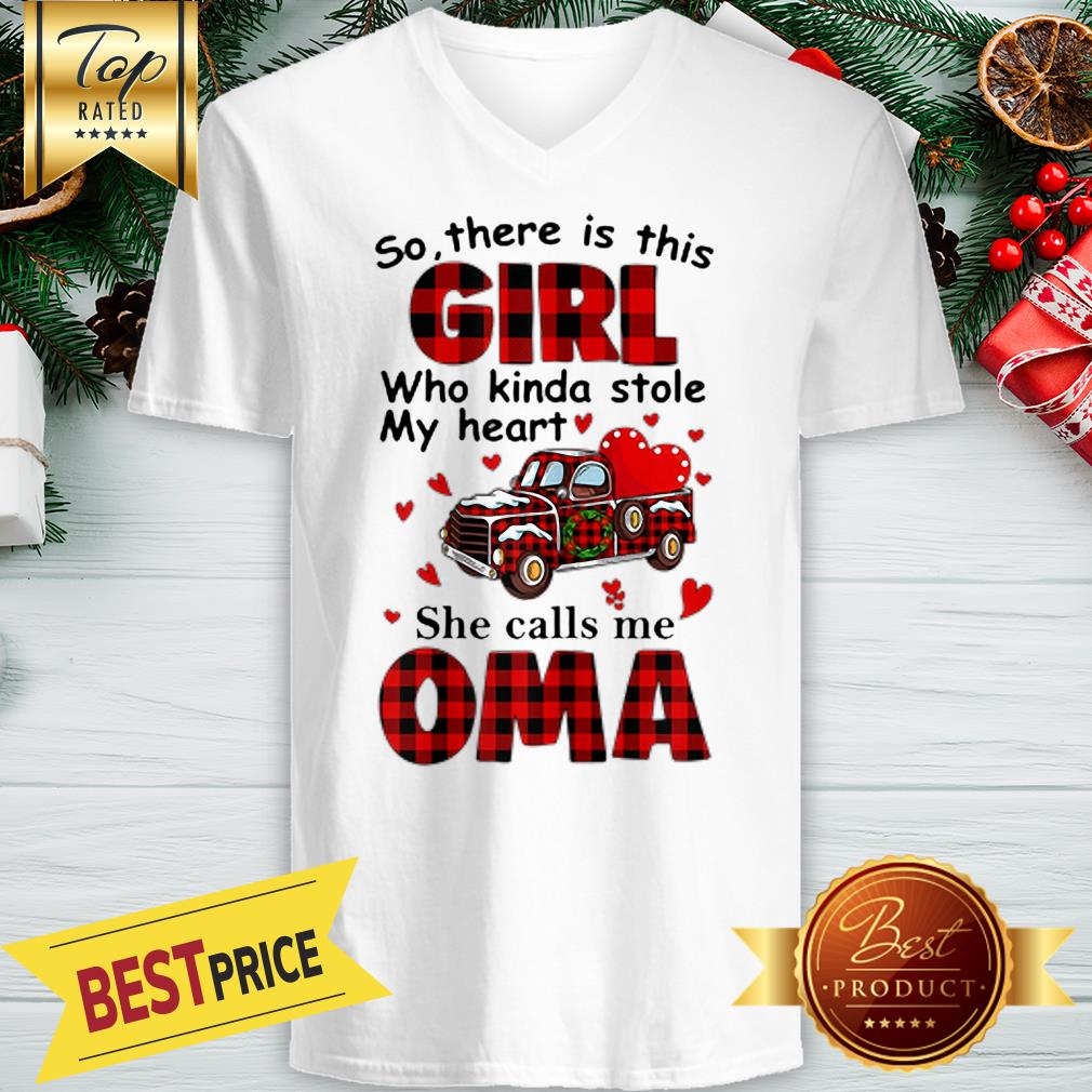 Christmas Girl Who Kinda Stole My Heart She Calls Me Oma Shirt