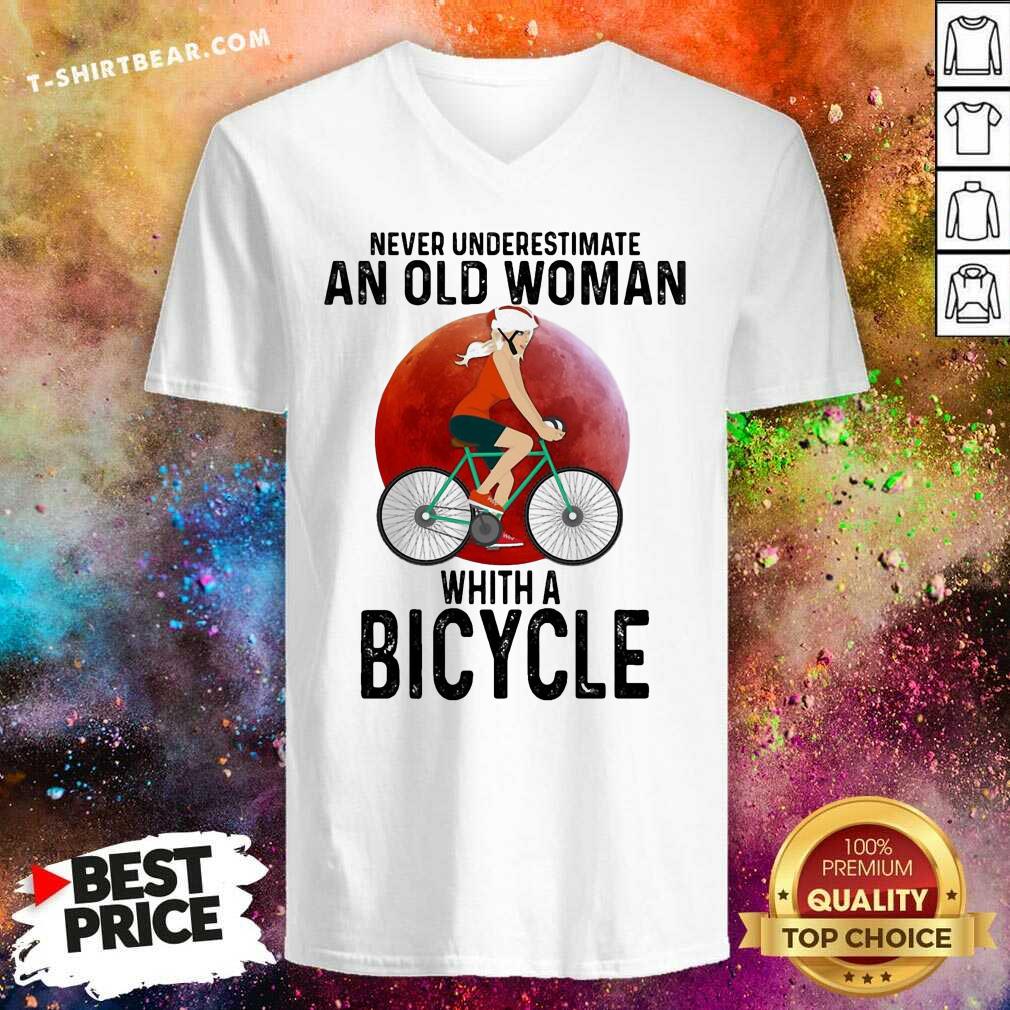 Cute Never Underestimate An Old Woman With A Bicycle Shirt