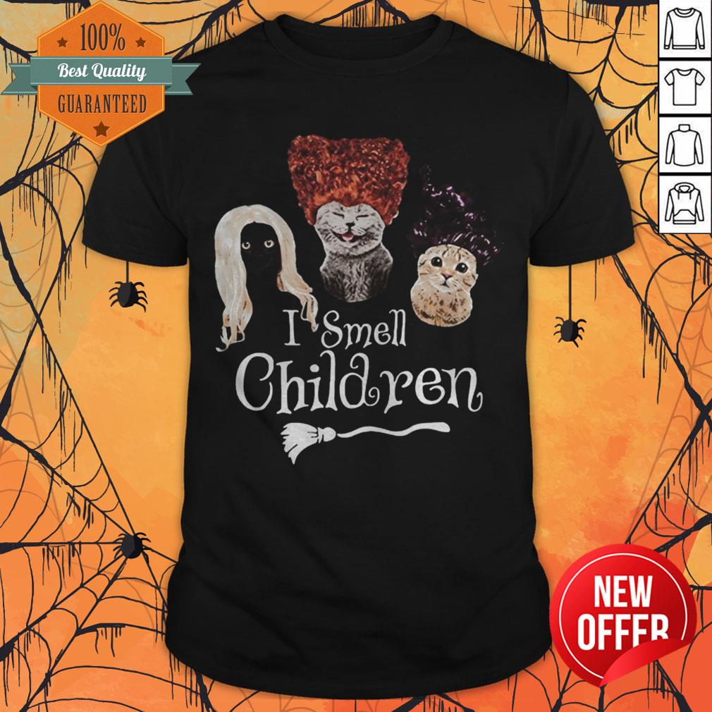 halloween-cats-hocus-pocus-i-smell-children-shirt.jpg