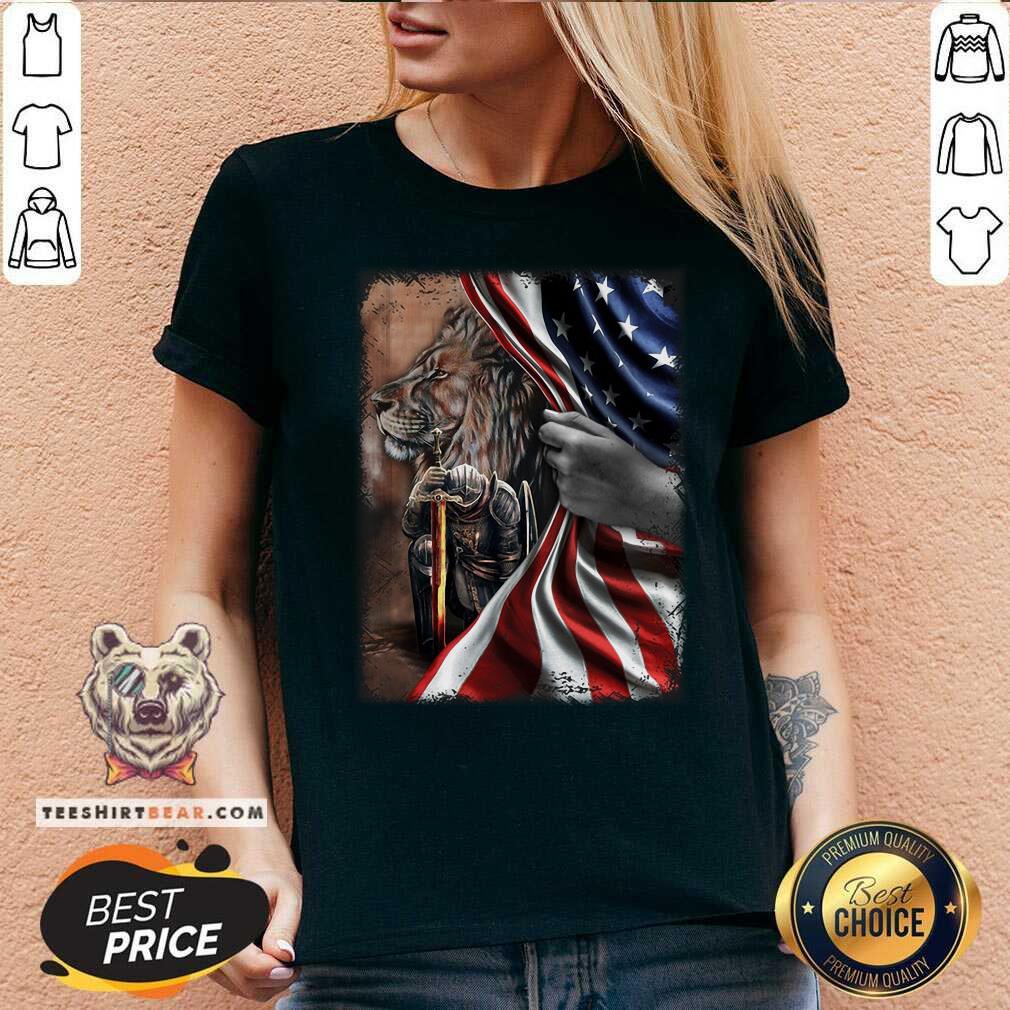 Knight And Lion Behind American Flag Shirt