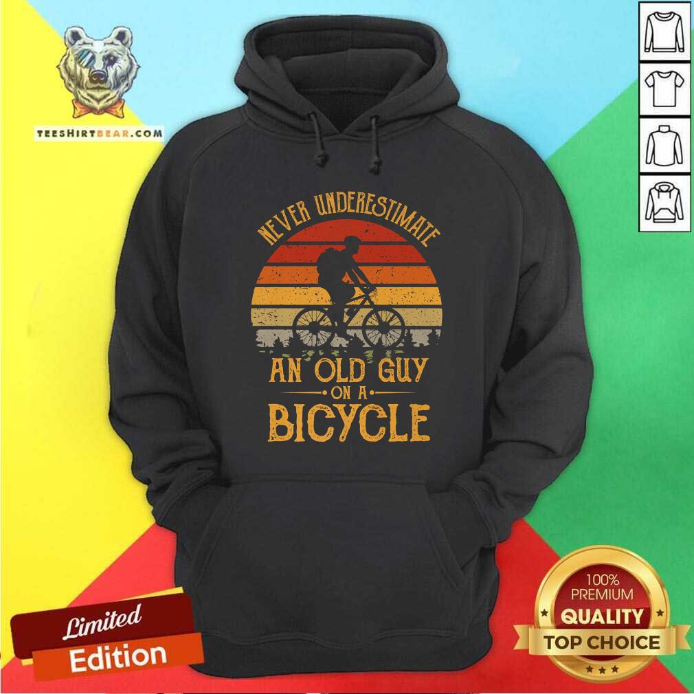 Never Underestimate AN Old Guy On A Bicycle Vintage Shirt