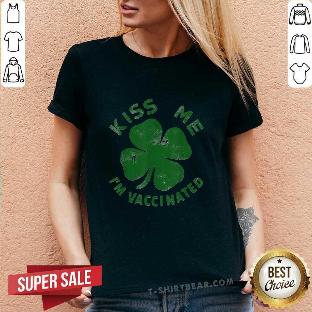 Official Kiss Me Irish I Am Vaccinated St Patricks Day 2021 Shirt