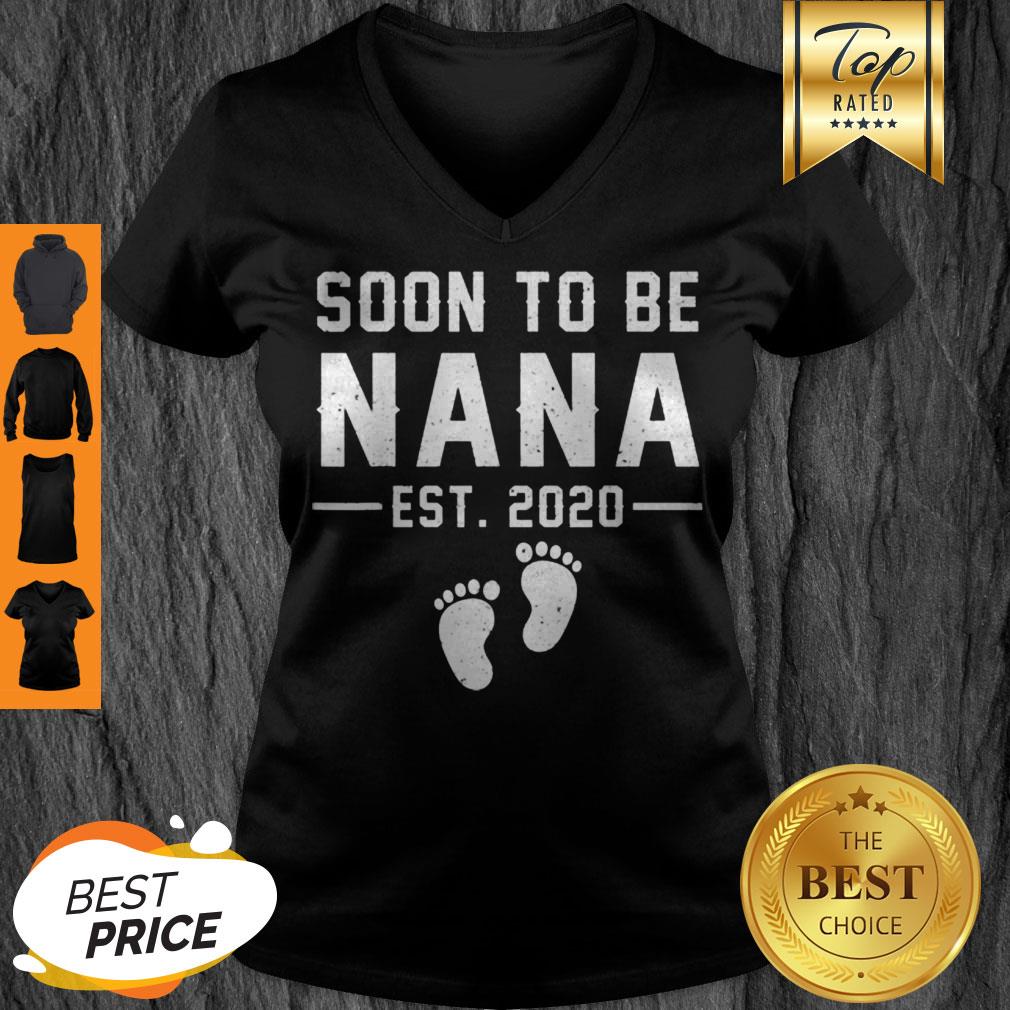 Premium Soon To Be Nana Est 2020 Gift Fathers Day Mothers Day Shirt