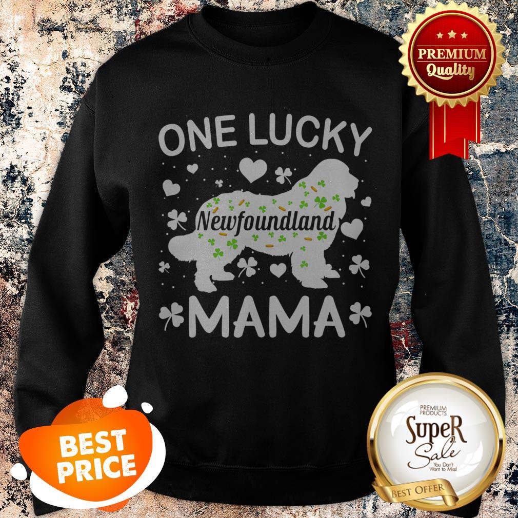 St Patricks Day Newfoundland Lucky Mama Mom Dog Gift Shirt