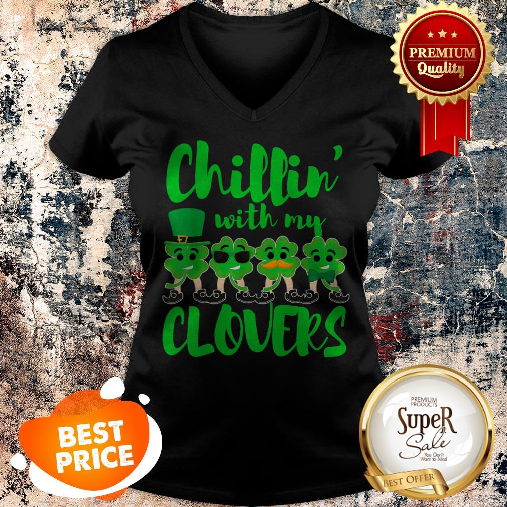 Teacher St Patricks Day Chillin With My Clovers Cute Gift Shirt