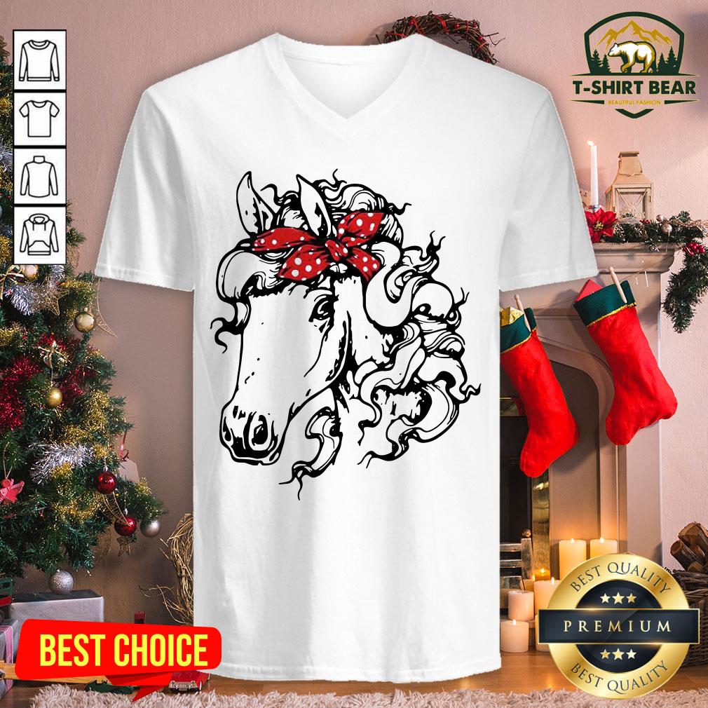 Pretty Horse Bandana Horseback Riding Horse Lover Shirt