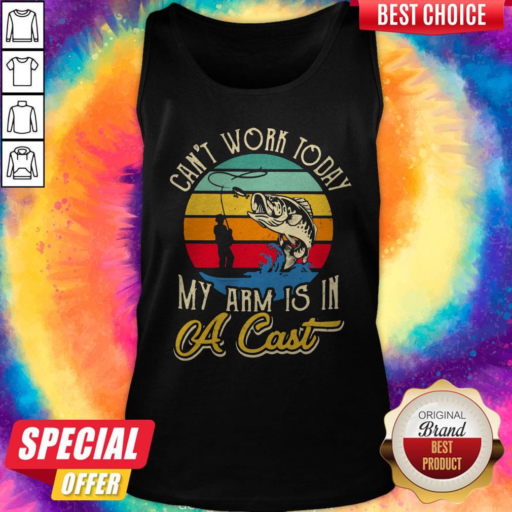 Fantastic Fishing Can't Work Today My Arm Is In A Cast Vintage Retro Shirt