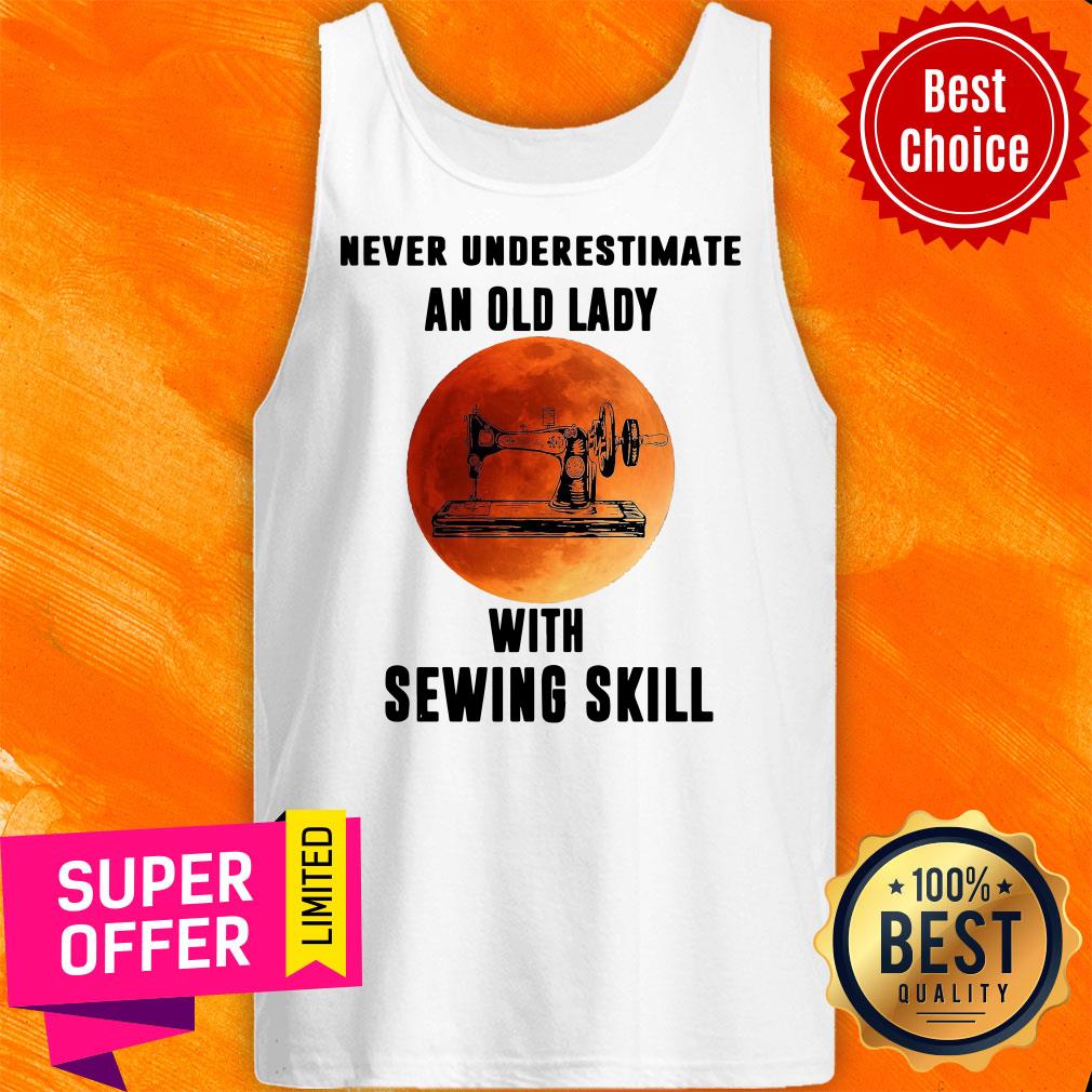 Funny Vintage Never Underestimate An Old Lady With Sewing Skill Shirt