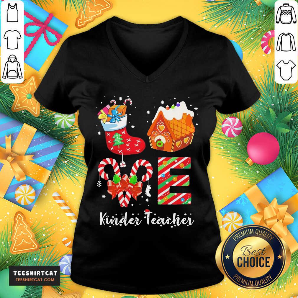 Hot Love Socks House Kinder Teacher Merry Christmas Shirt