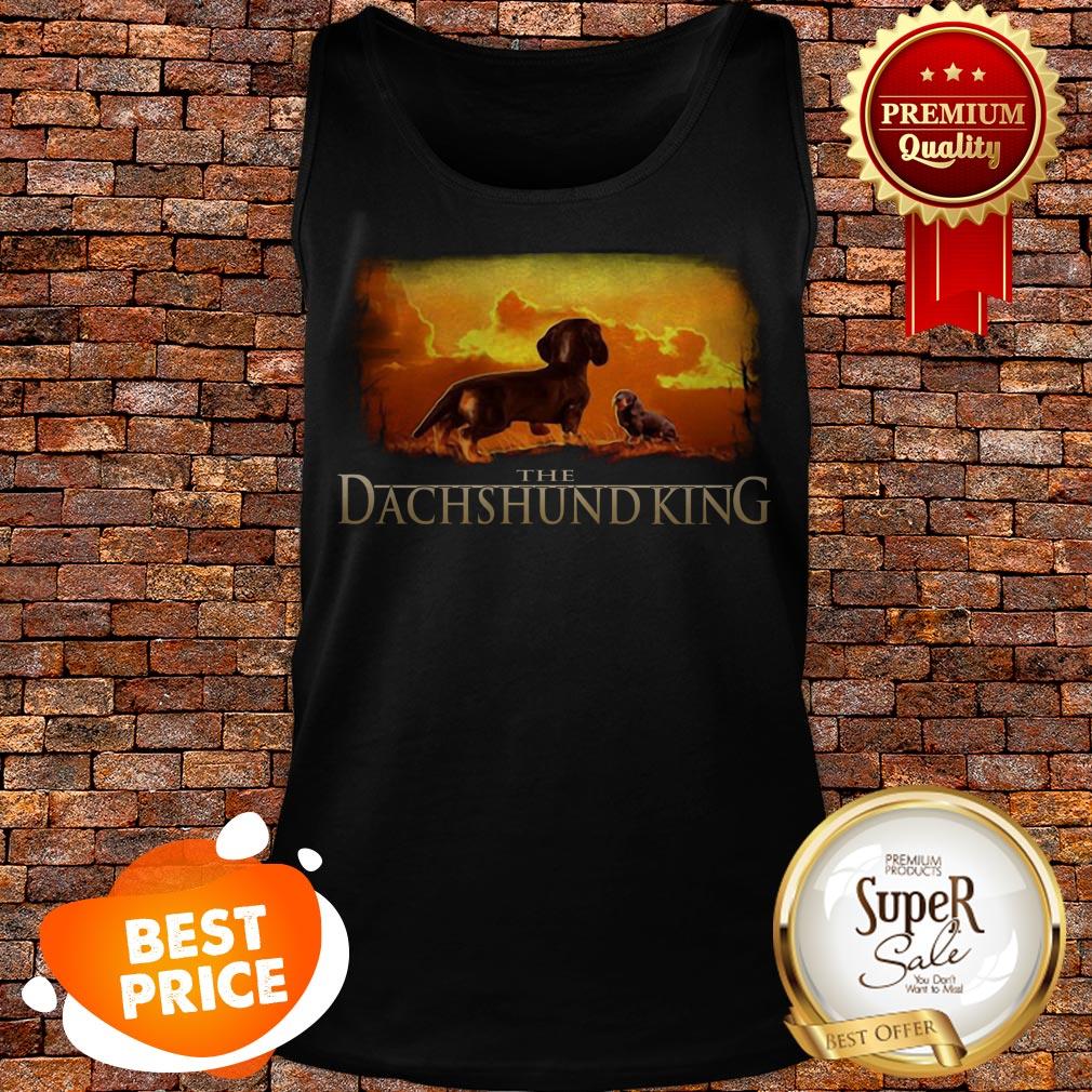 Nice The Dachshund Queen Mashup The Lion King Shirt