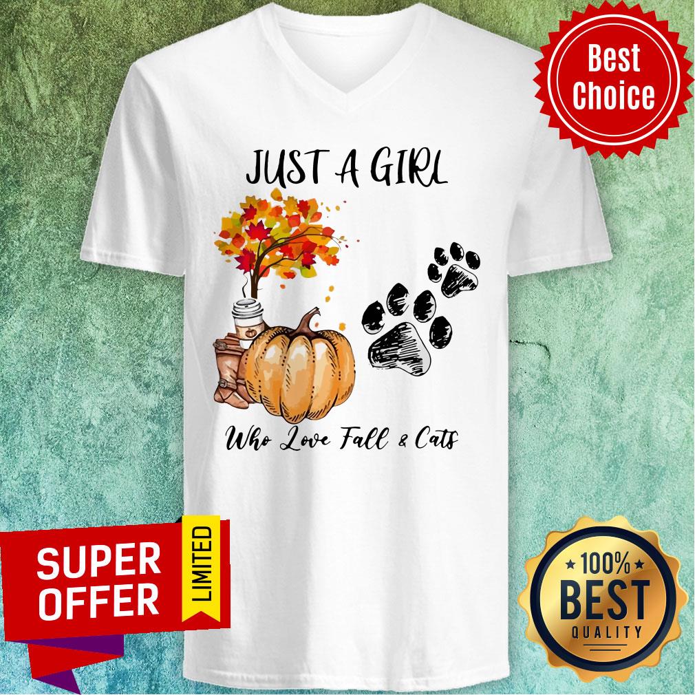 Premium Just A Girl Who Love Fall And Cats Halloween Shirt