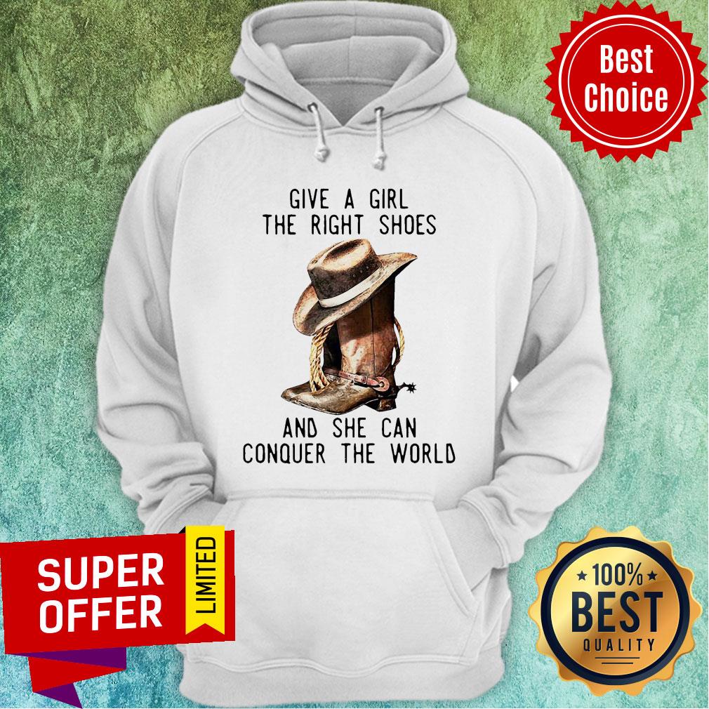 Top Give A Girl The Right Shoes And She Can Conquer The World Shirt