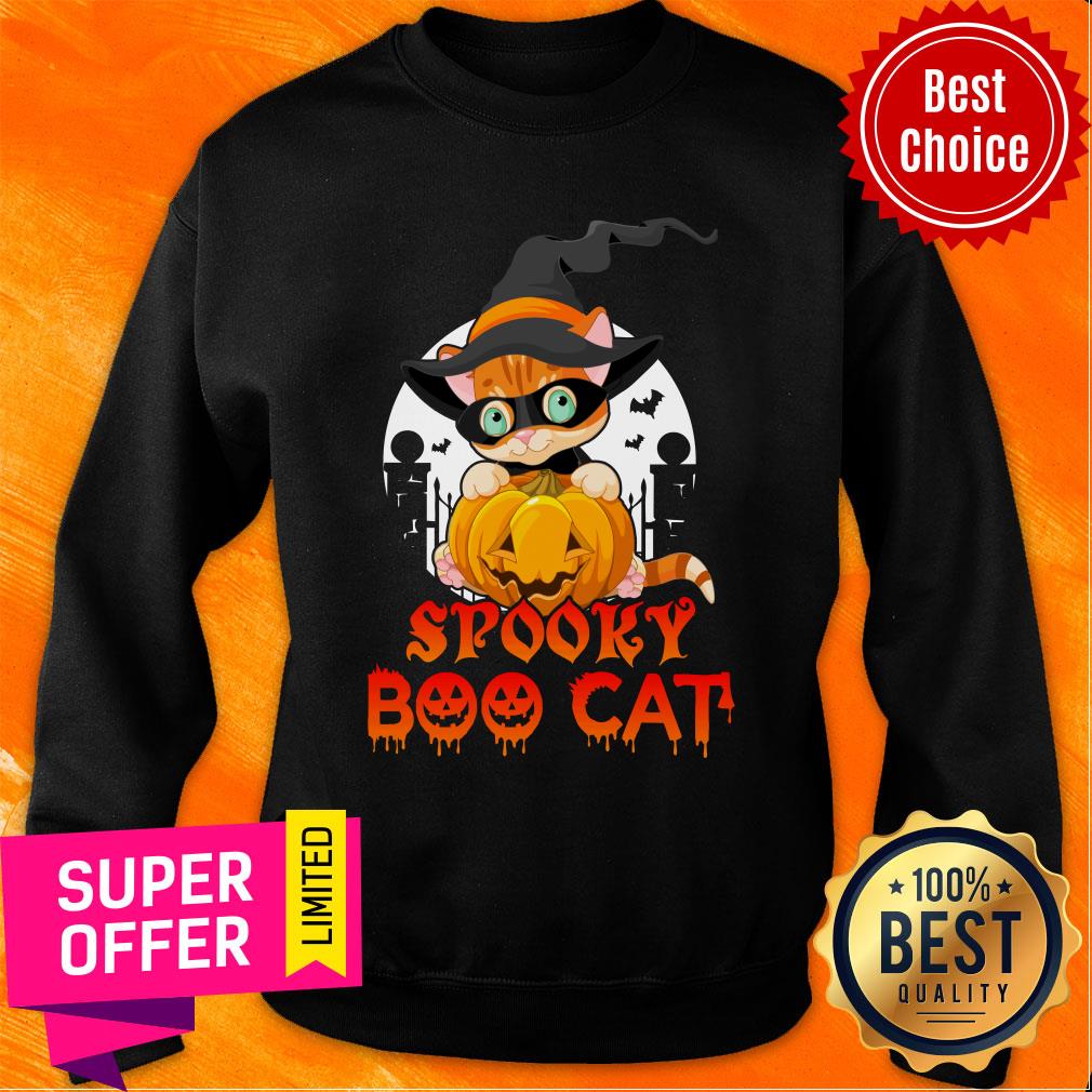 Witch Cat Hug Pumpkin Spooky Boo Cat Halloween Shirt