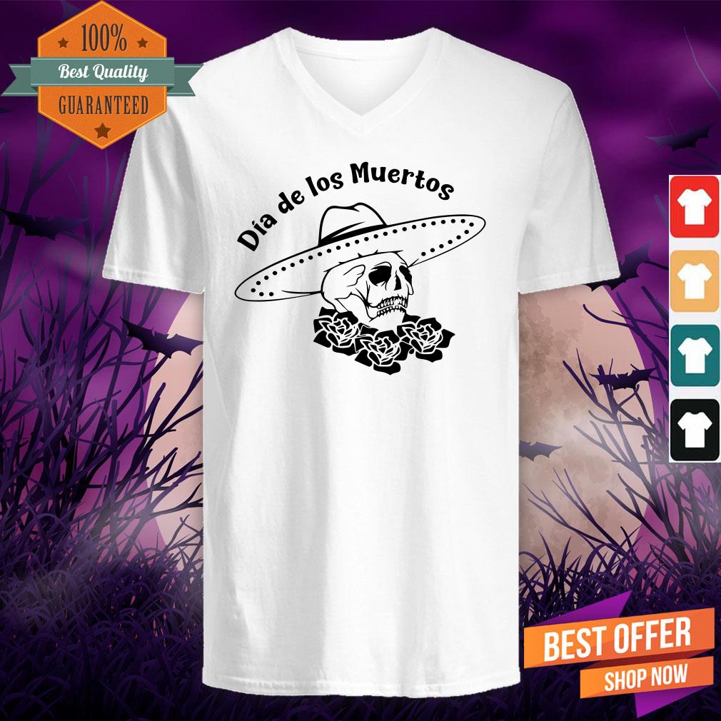 dia-de-los-muertos-skull-flower-black-white-day-dead-v-neck.jpg