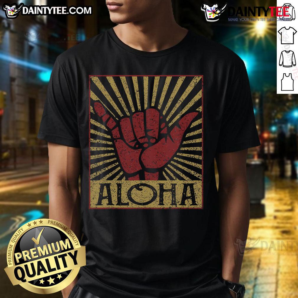 Nice Aloha Hawaiian Vintage T Shirt Vintage Aloha Hawaiian T-Shirt featuring vibrant tropical designs, perfect for summer and beachwear enthusiasts.